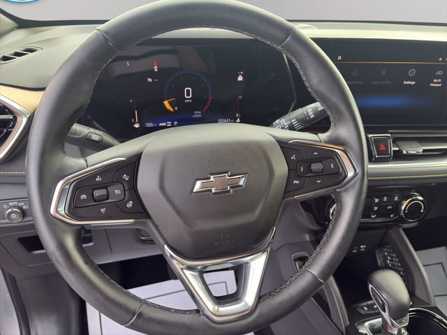 Used 2024 Chevrolet TrailBlazer ACTIV w/ Driver Confidence Package AWD/4WD image 12