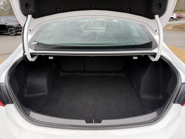 Used 2024 Chevrolet Malibu LT image 33