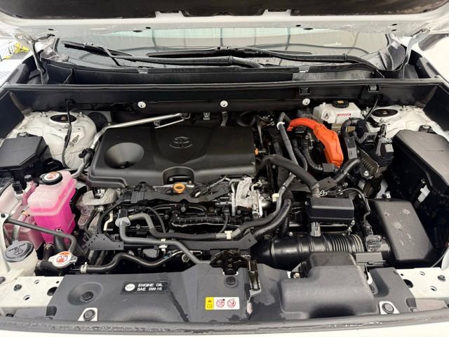 Used 2020 Toyota RAV4 LE w/ All Weather Liner Package image 8