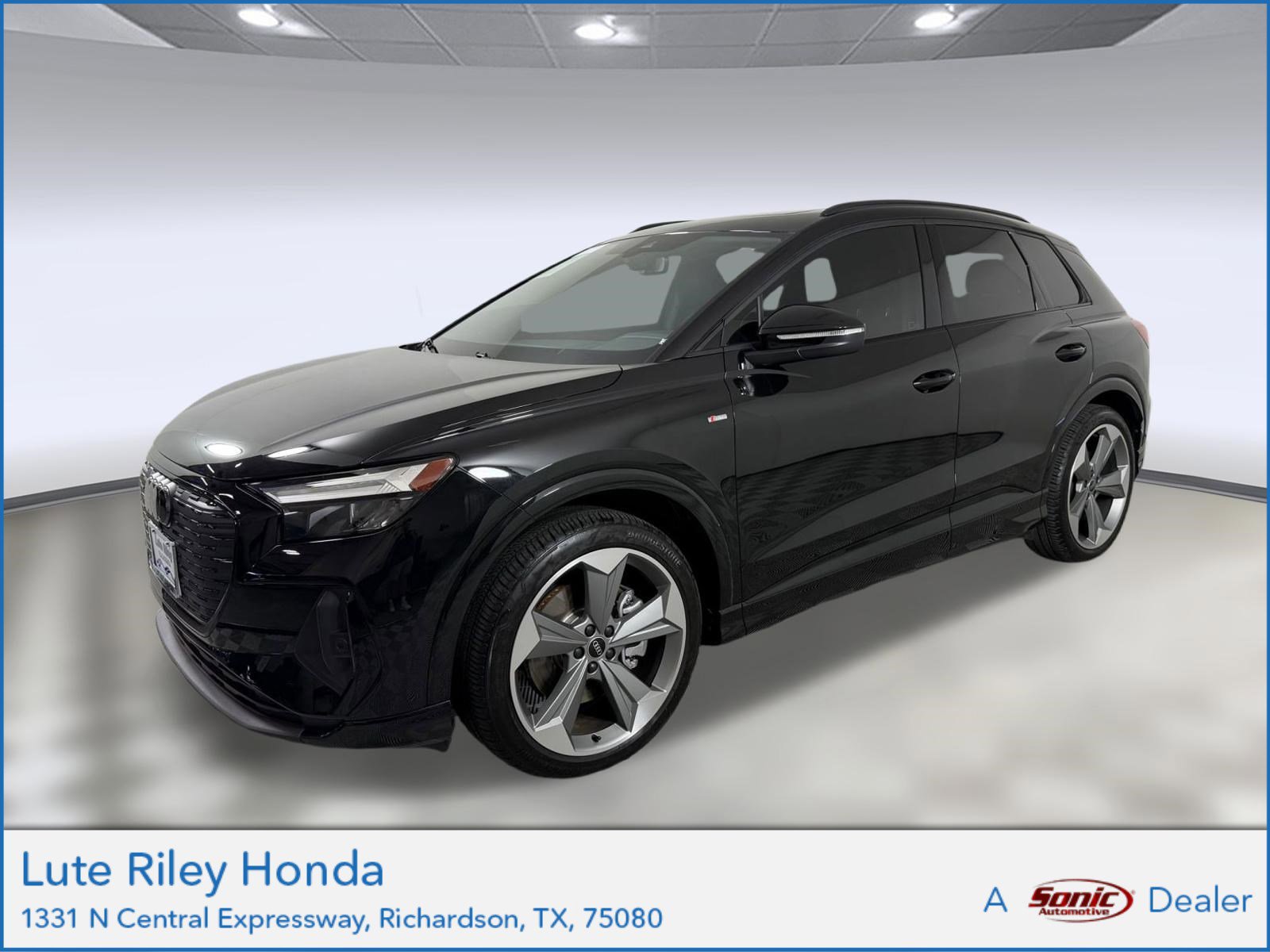 Used 2025 Audi Q4 e-tron Premium Plus video 1