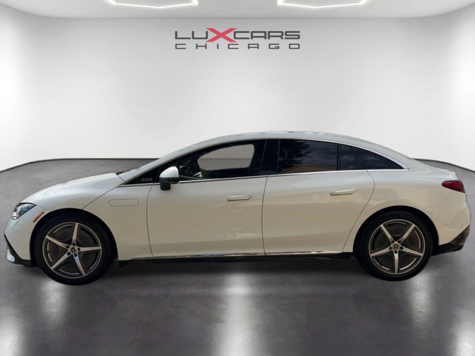 Used 2023 Mercedes-Benz EQE 350+ 4MATIC Sedan image 8