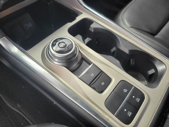 Certified 2022 Ford Explorer XLT w/ Equipment Group 202A image 29