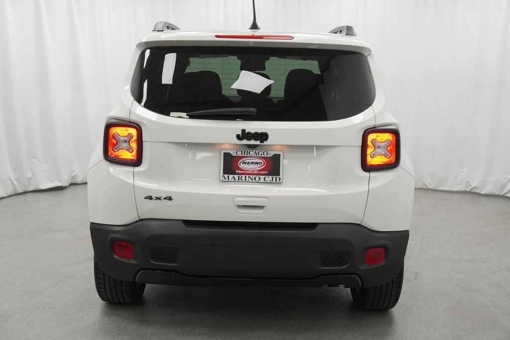 Used 2022 Jeep Renegade Altitude w/ Convenience Group image 11