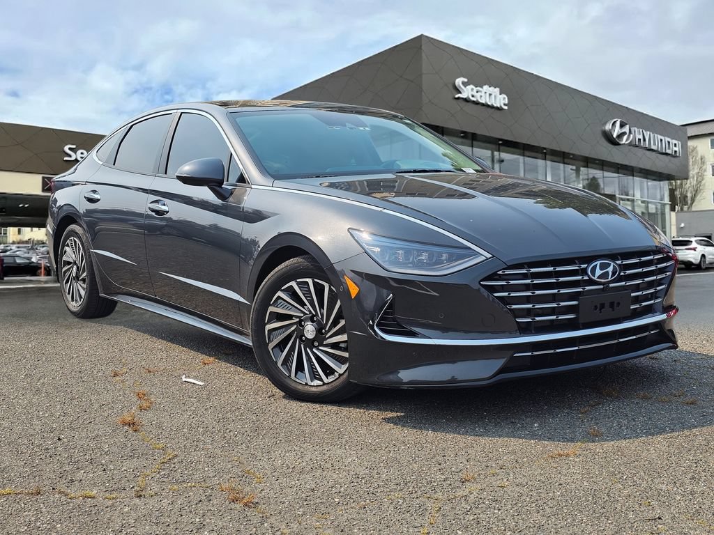 Used 2022 Hyundai Sonata Limited FWD image 1