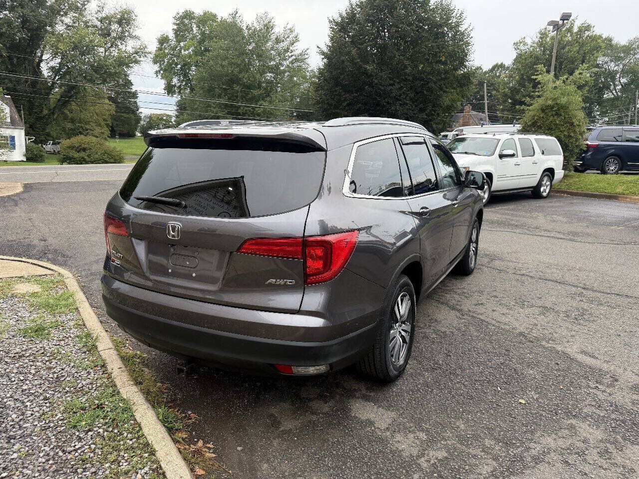 Used 2017 Honda Pilot EX-L image 6