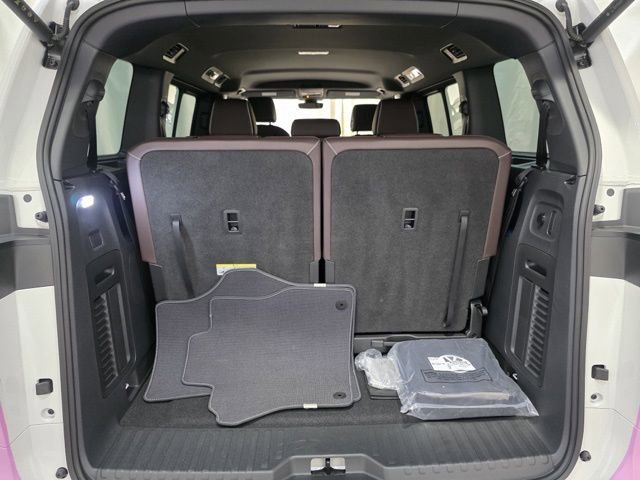 New 2025 Volkswagen ID. Buzz Pro S image 33