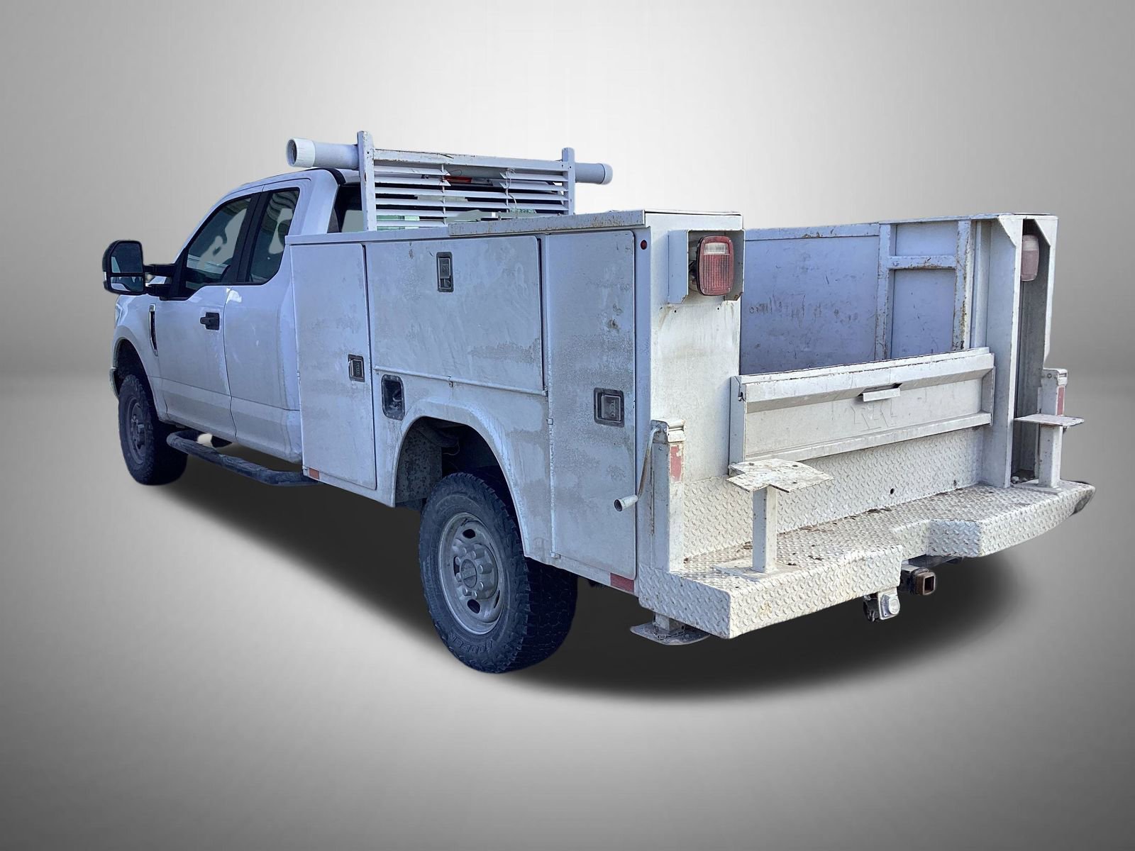 Used 2017 Ford F250 XL w/ Power Equipment Group image 2