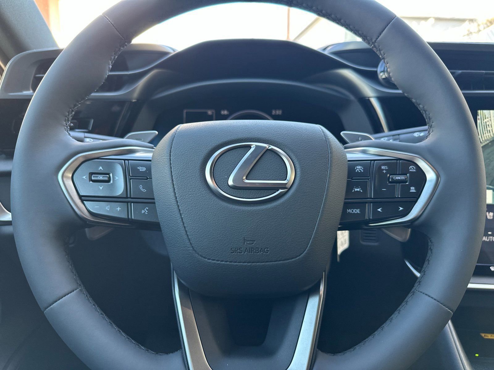 Used 2026 Lexus RZ 350e 2WD w/ Accessory Package (K3) image 27