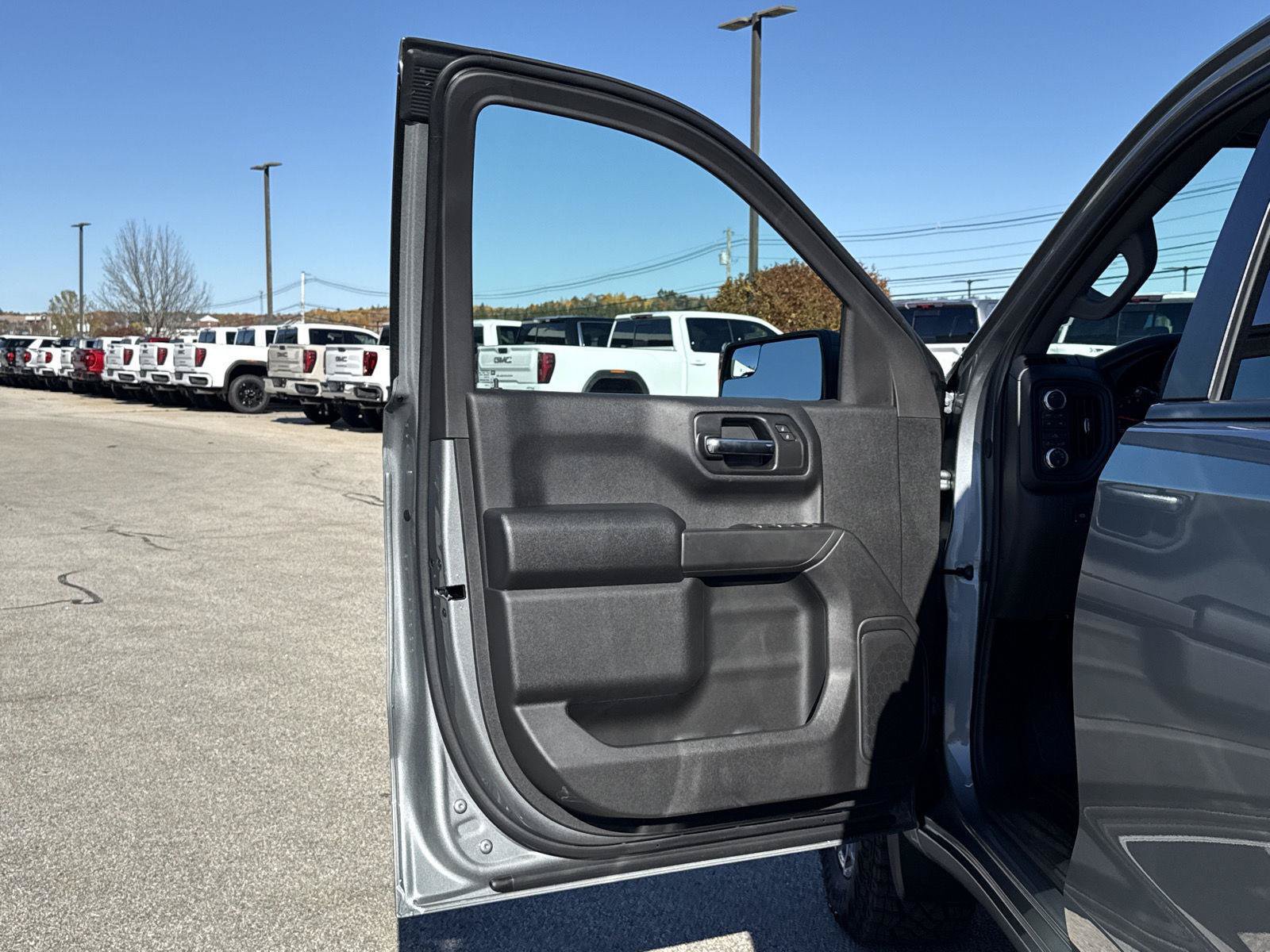 New 2026 GMC Sierra 1500 Pro w/ Pro Value Package AWD/4WD image 13