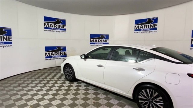 Used 2024 Nissan Altima 2.5 SV image 8