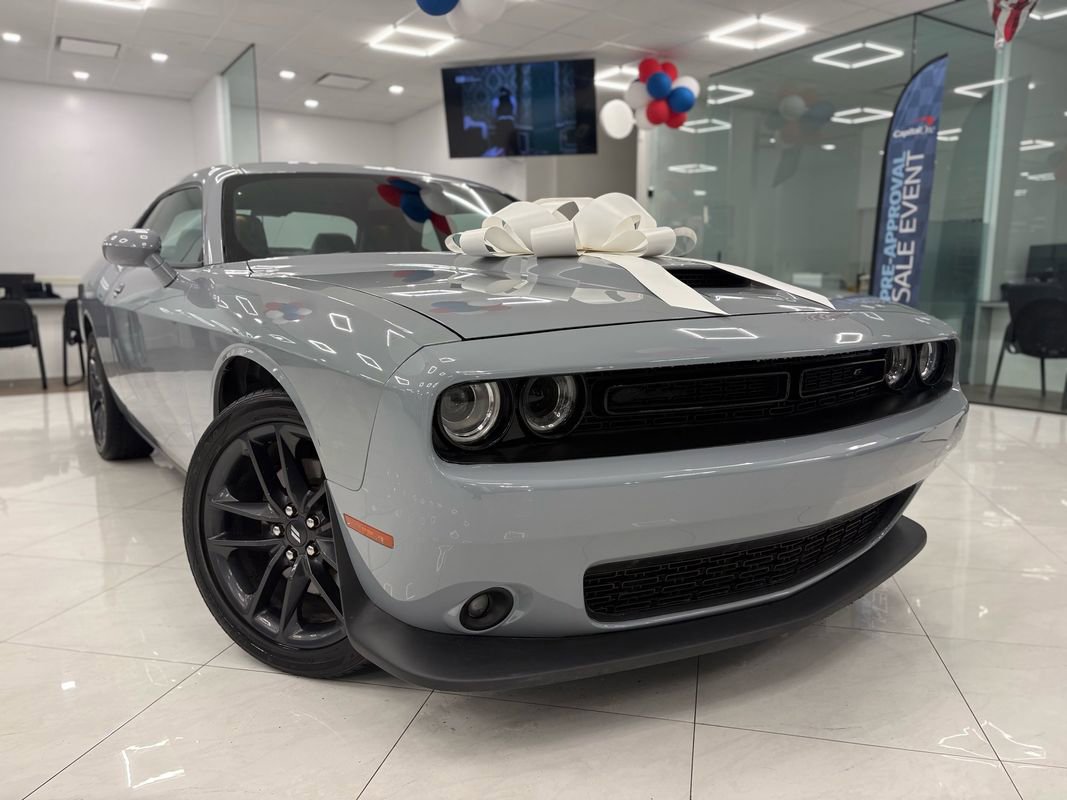 Used 2022 Dodge Challenger GT w/ Plus Package image 3