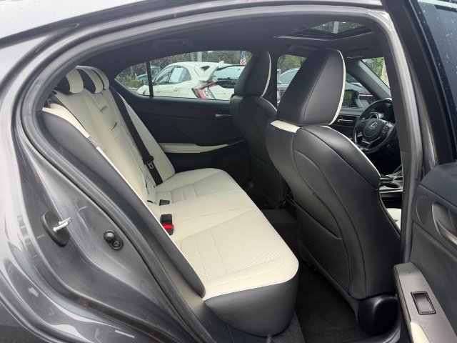 Used 2021 Lexus IS 350 F Sport RWD image 16