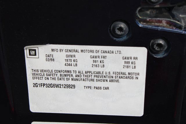 Used 1998 Chevrolet Camaro Z28 w/ Sport Appearance Pkg RWD image 30