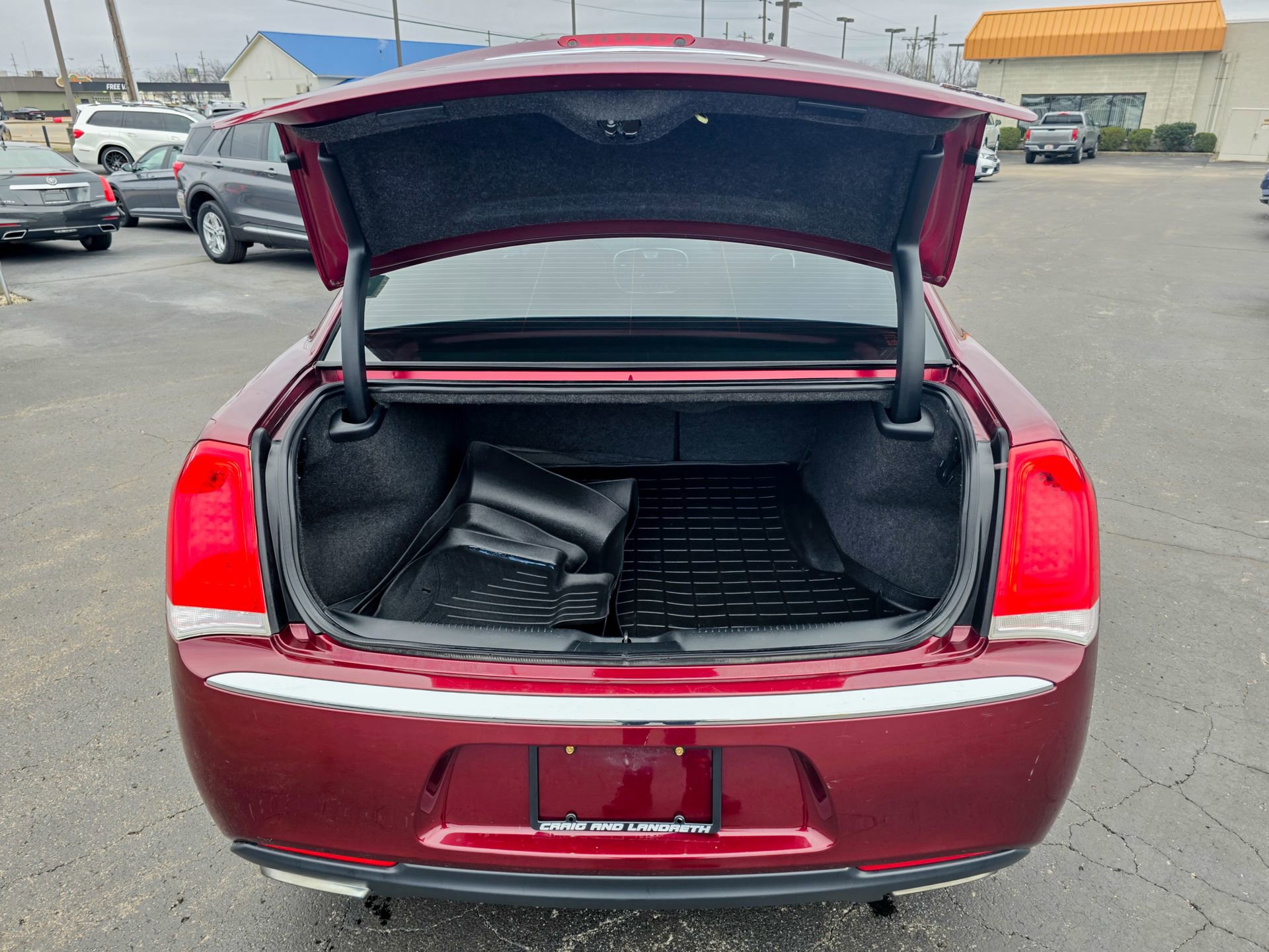 Used 2018 Chrysler 300 Touring image 44