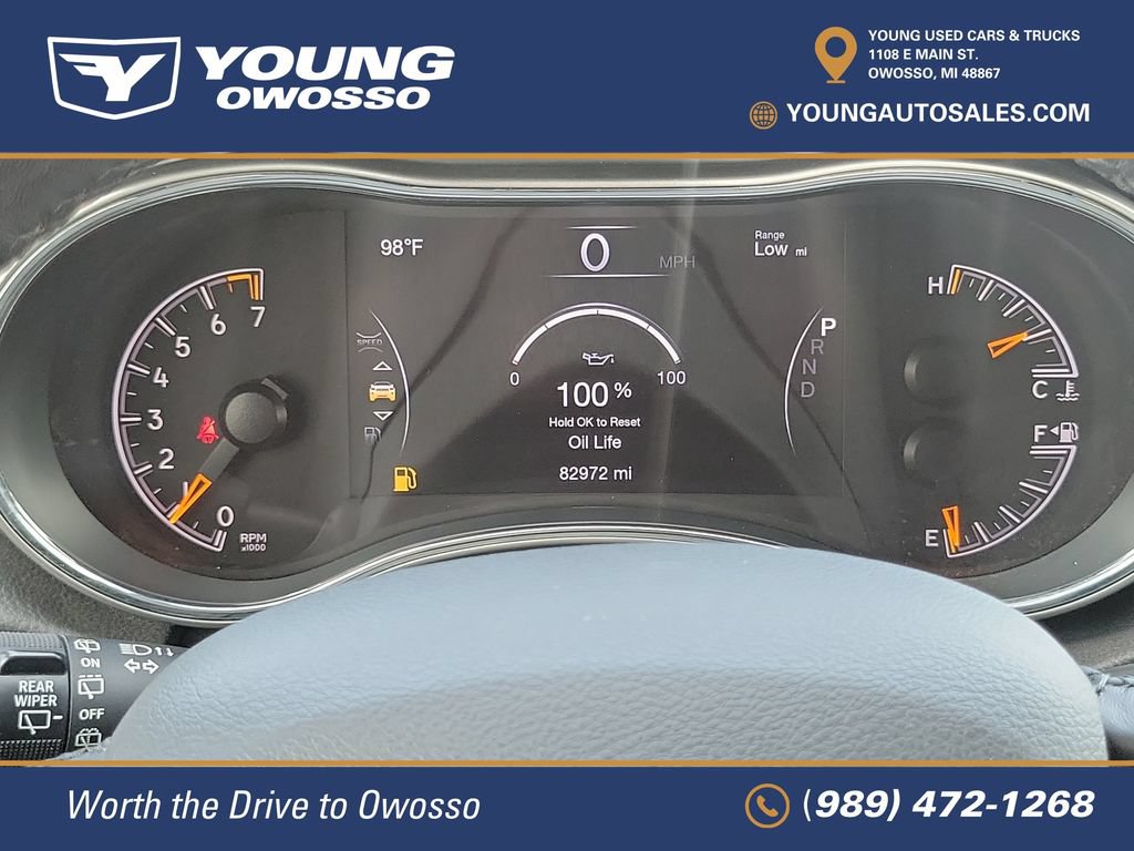 Used 2021 Jeep Grand Cherokee Laredo X AWD/4WD image 14