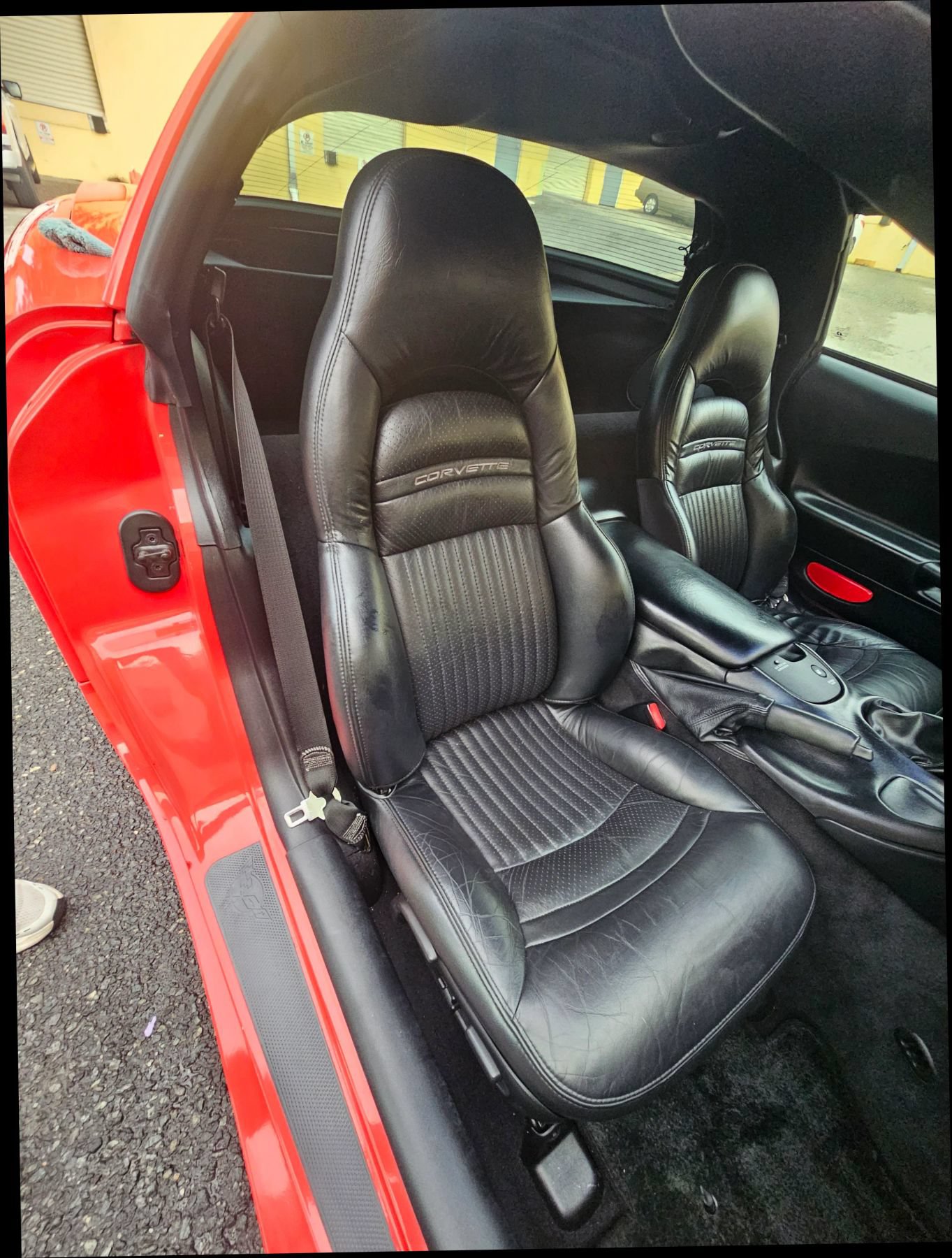 Used 2002 Chevrolet Corvette Coupe w/ Preferred Equipment Group2 RWD image 22
