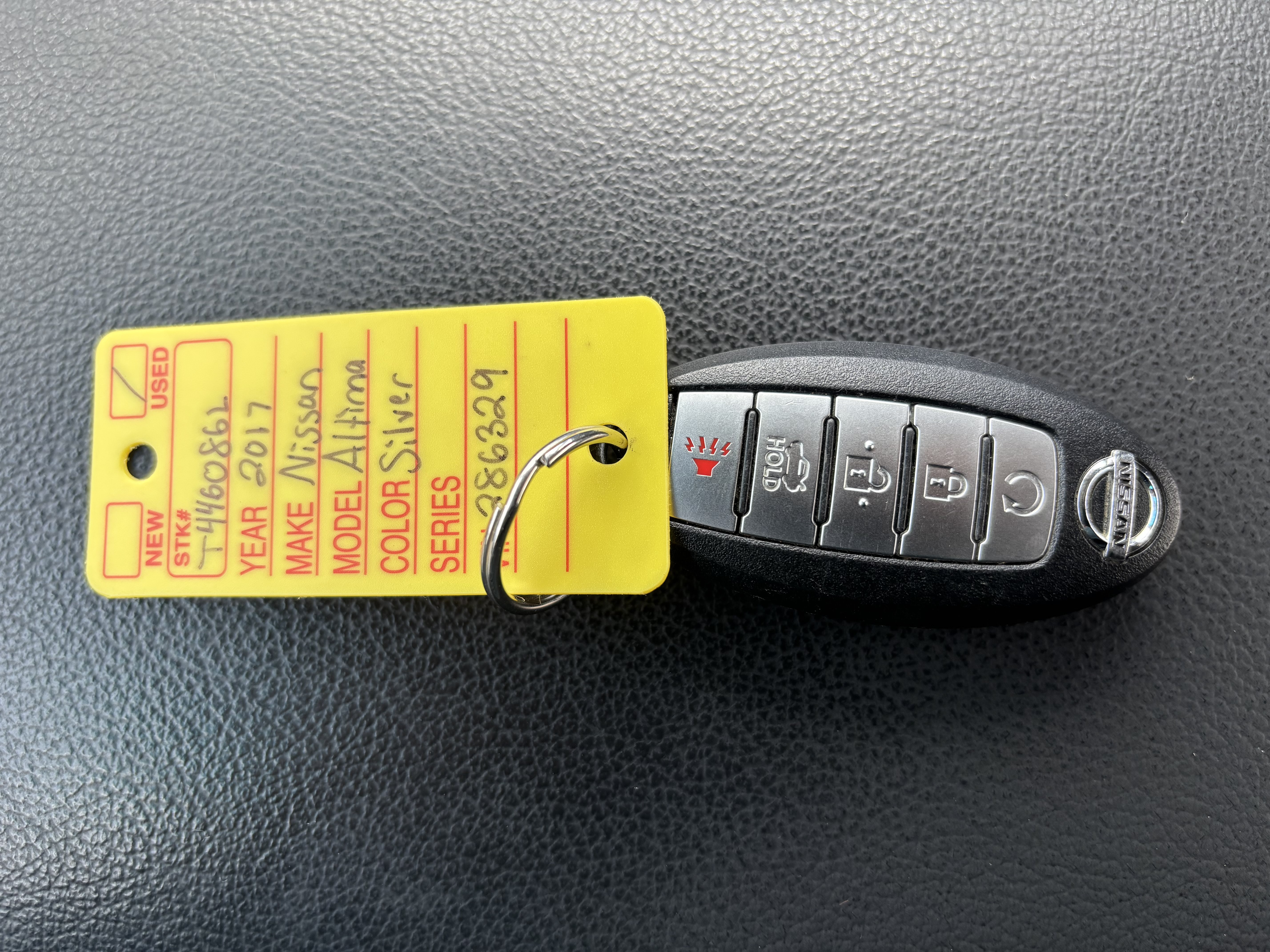 Used 2017 Nissan Altima 2.5 SV FWD image 12