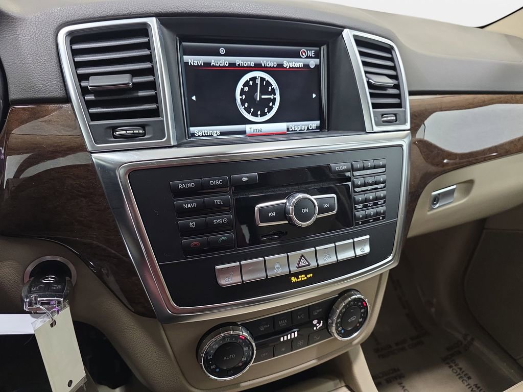 Used 2013 Mercedes-Benz ML 350 BlueTEC 4MATIC image 19