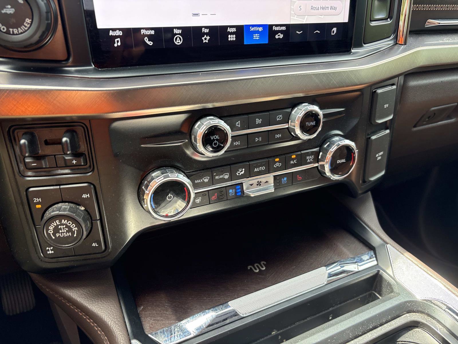 Used 2024 Ford F250 King Ranch w/ Tremor Off-Road Package AWD/4WD image 27