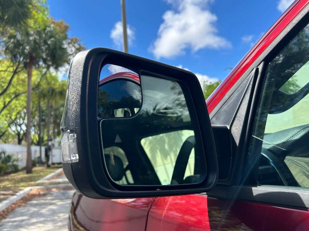 Used 2025 RAM 1500 Laramie w/ Sport Appearance Package image 31