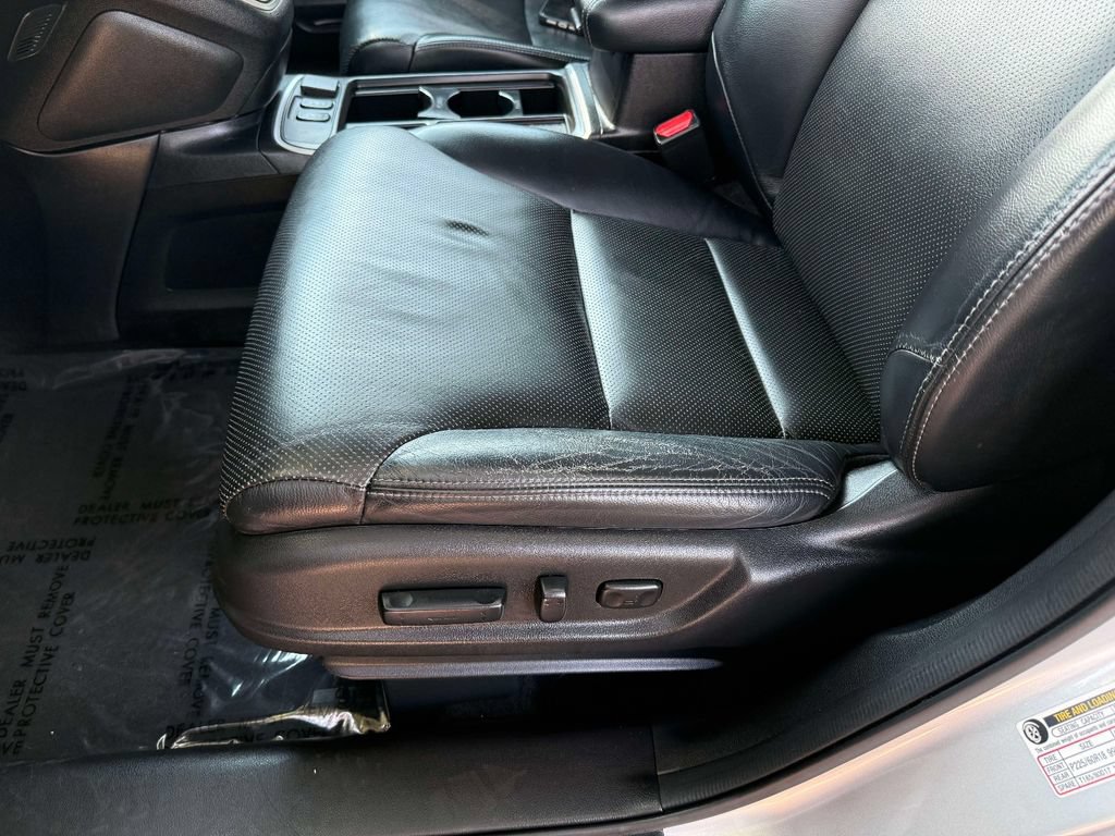 Used 2015 Honda CR-V Touring image 12