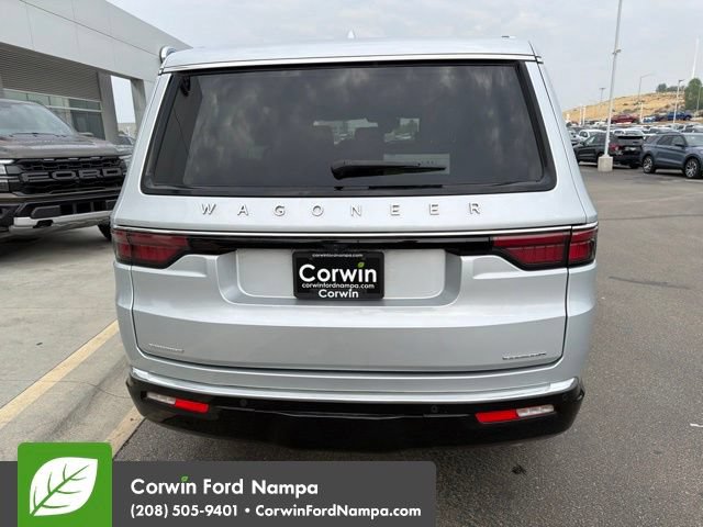 Used 2022 Jeep Wagoneer Series II AWD/4WD image 5