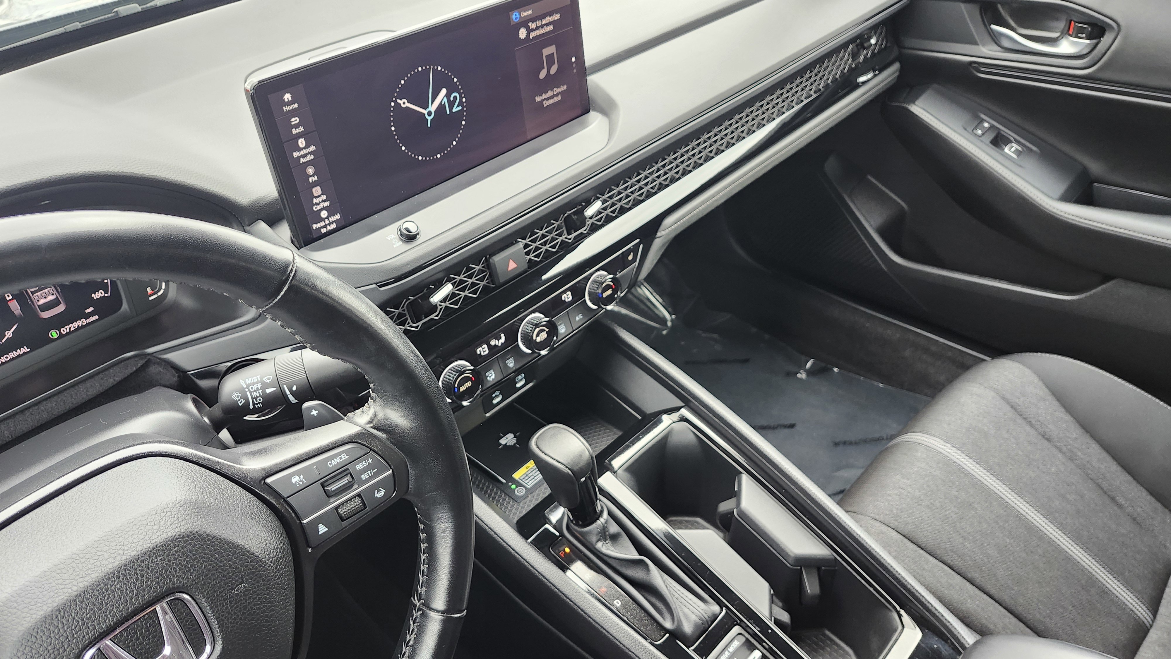 Used 2025 Honda Accord Sport image 32