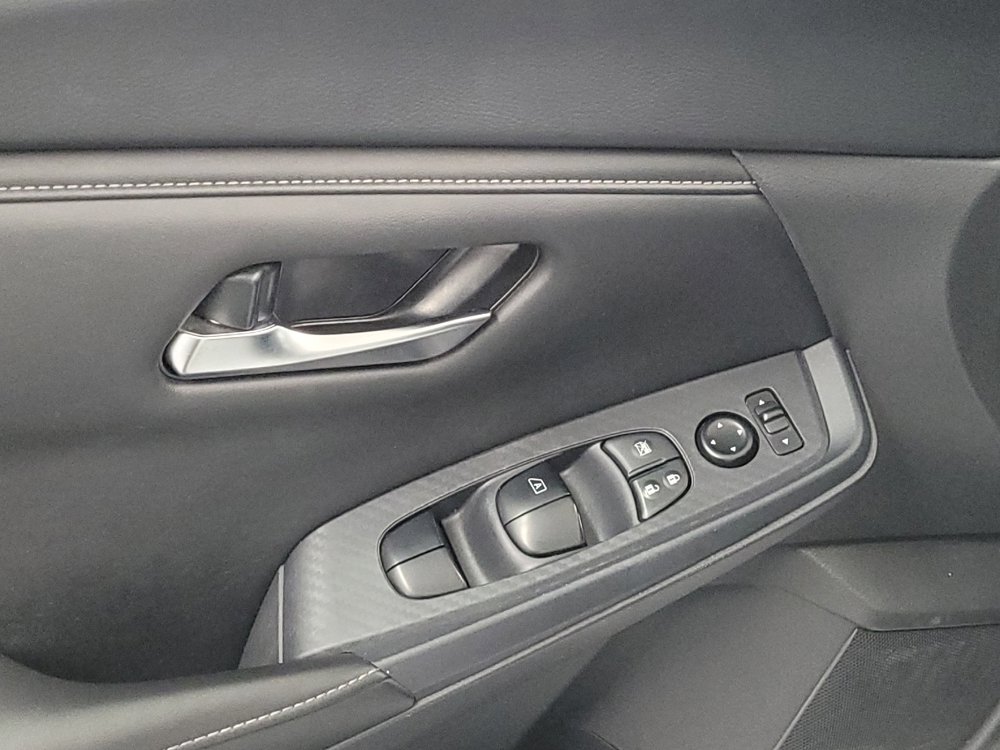 Used 2024 Nissan Sentra SV w/ Lighting Package FWD image 27