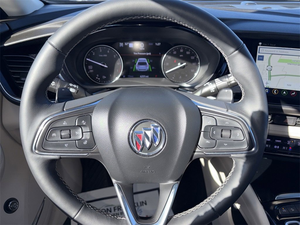 Used 2023 Buick Envision Avenir image 14