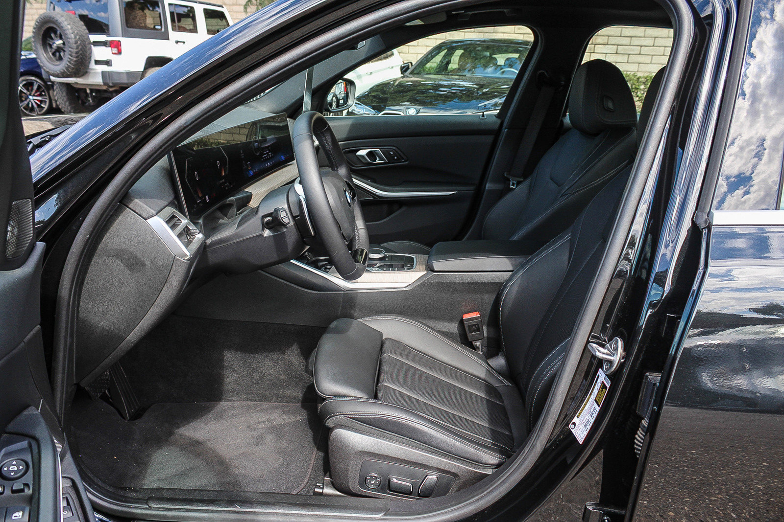 Certified 2025 BMW 330i Sedan image 17