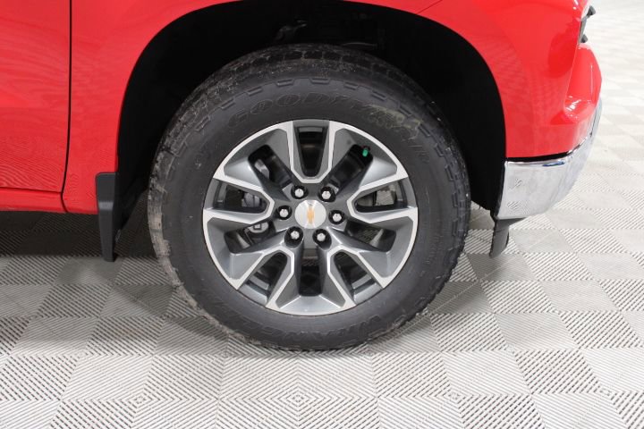 New 2026 Chevrolet Silverado 1500 LT image 44
