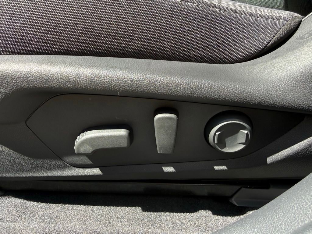 Certified 2026 Subaru Crosstrek 2.0i Premium AWD/4WD image 23