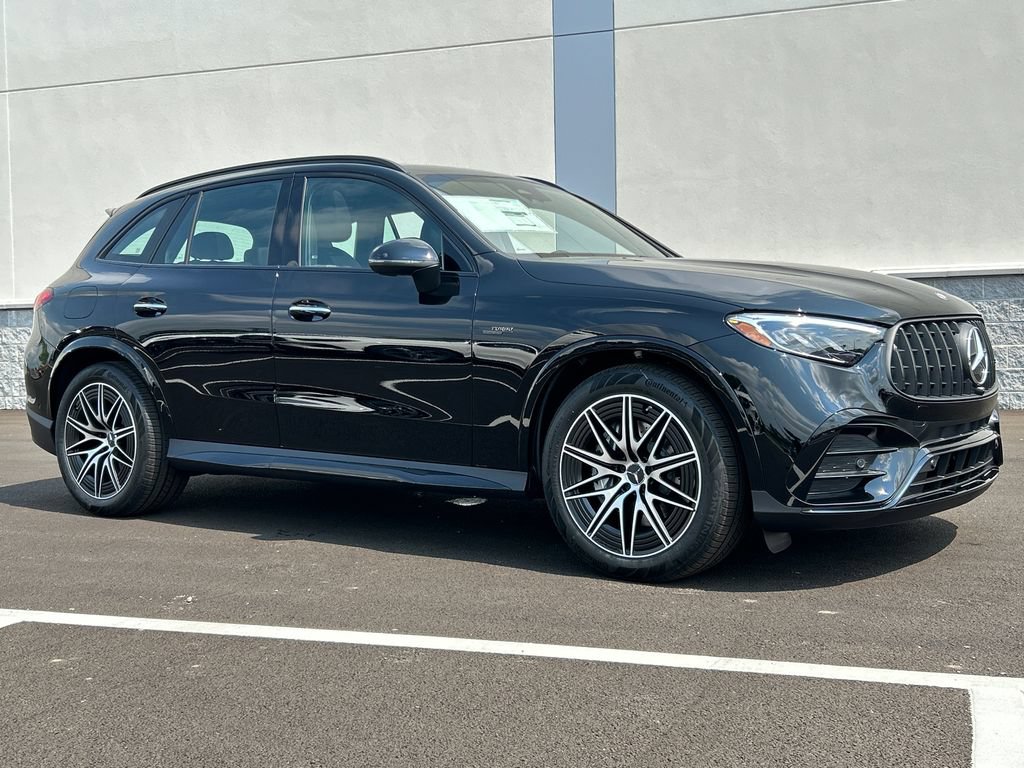 New 2026 Mercedes-Benz GLC 43 AMG 4MATIC image 2