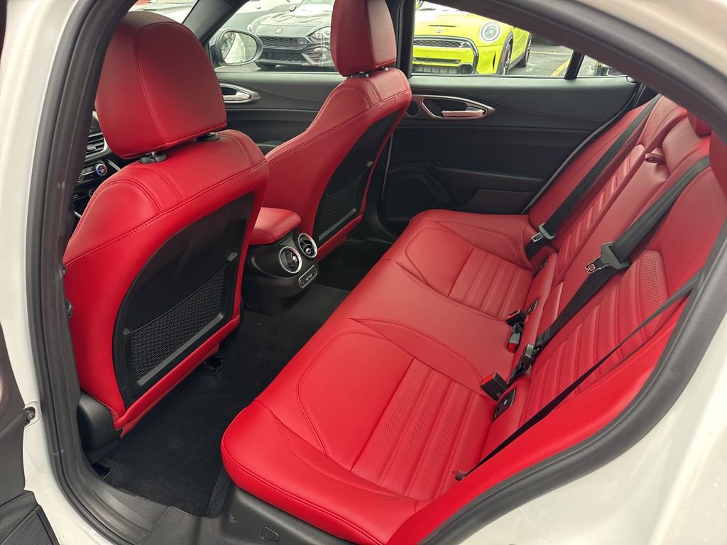 New 2025 Alfa Romeo Giulia AWD image 16