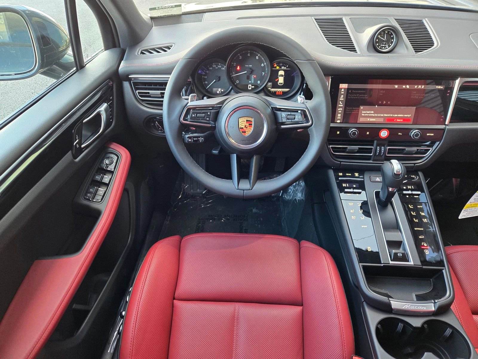 New 2026 Porsche Macan AWD/4WD image 14