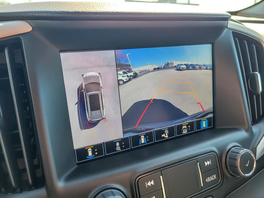 Used 2024 GMC Terrain Denali w/ Denali Premium Package image 16