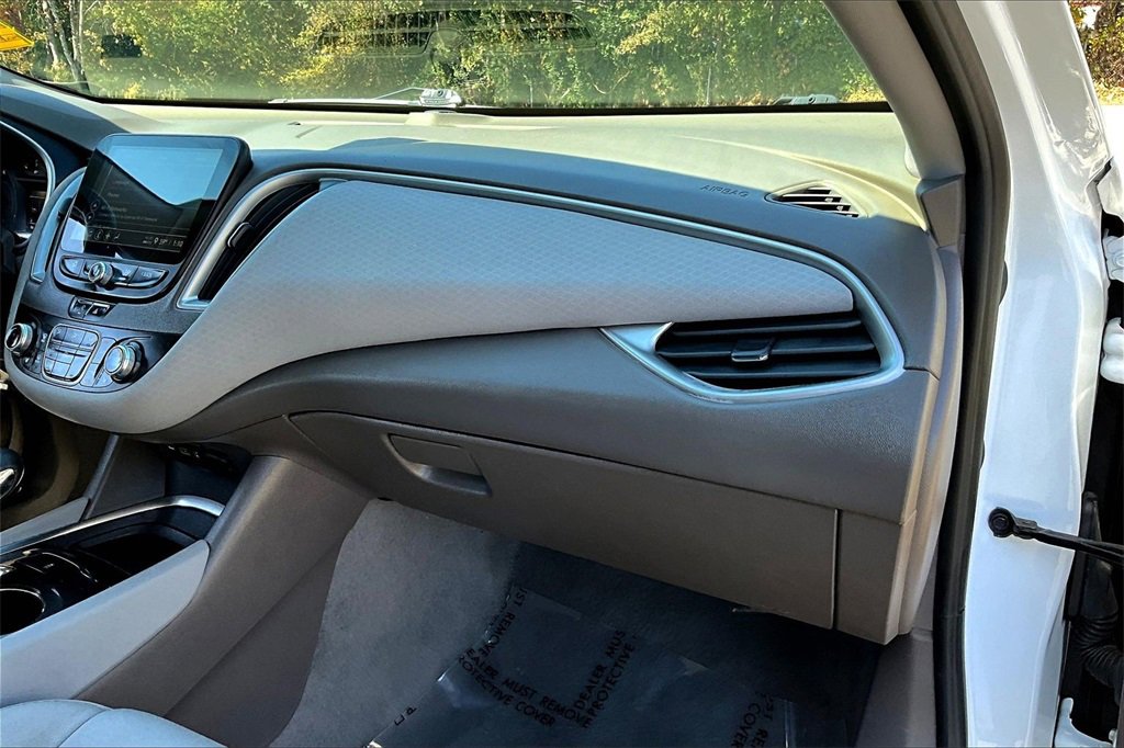 Certified 2022 Chevrolet Malibu LT image 24