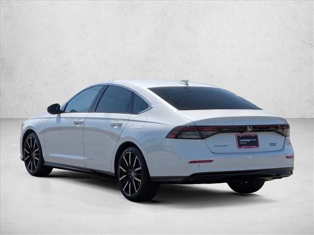 Used 2024 Honda Accord Touring image 8