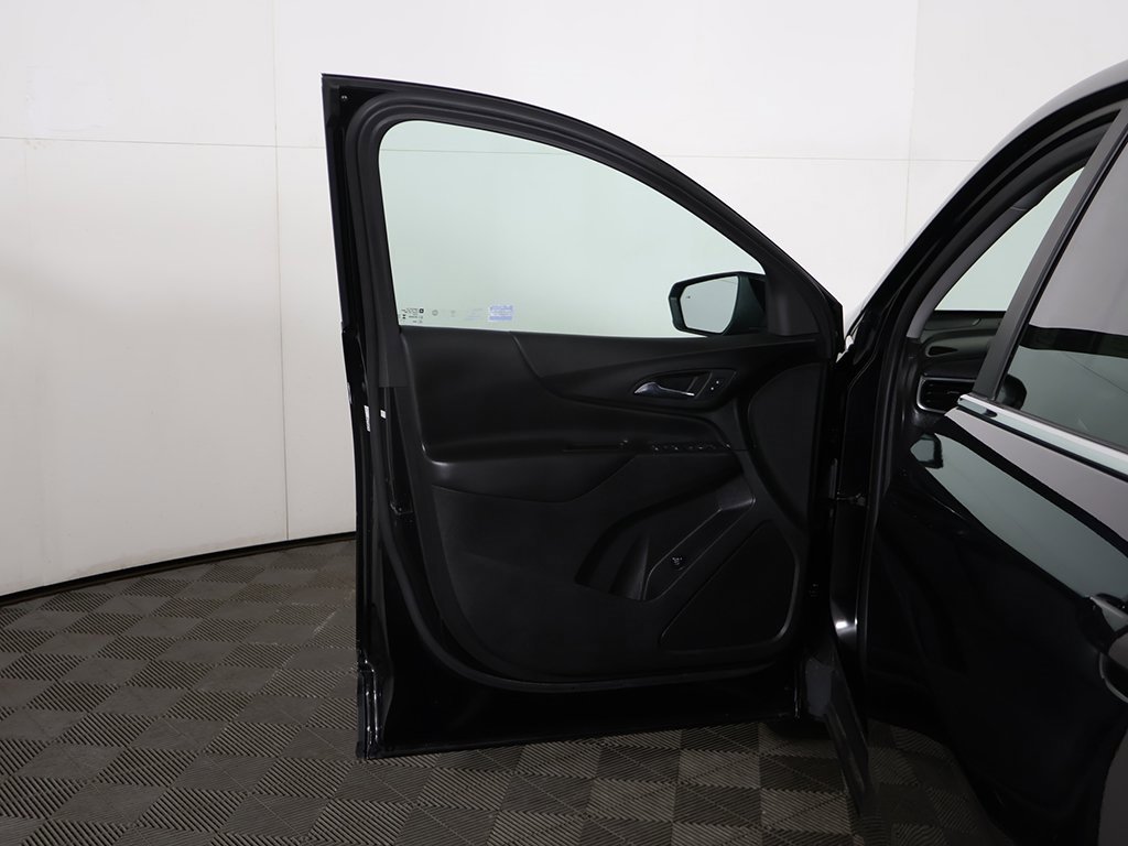 Used 2024 Chevrolet Equinox LT image 17