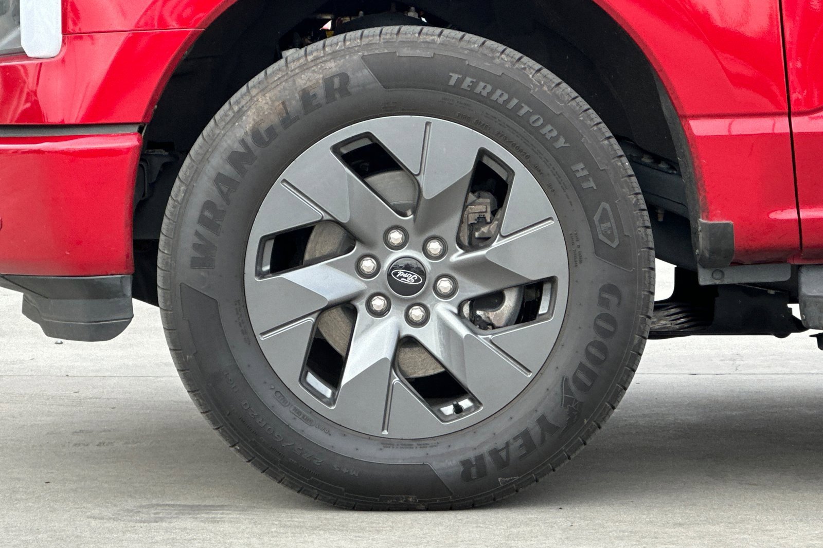 Used 2024 Ford F150 Lightning Flash image 25