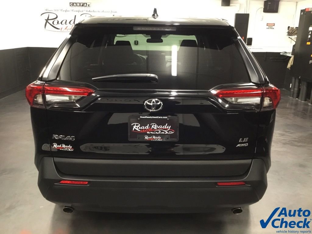 Used 2022 Toyota RAV4 LE AWD/4WD image 9