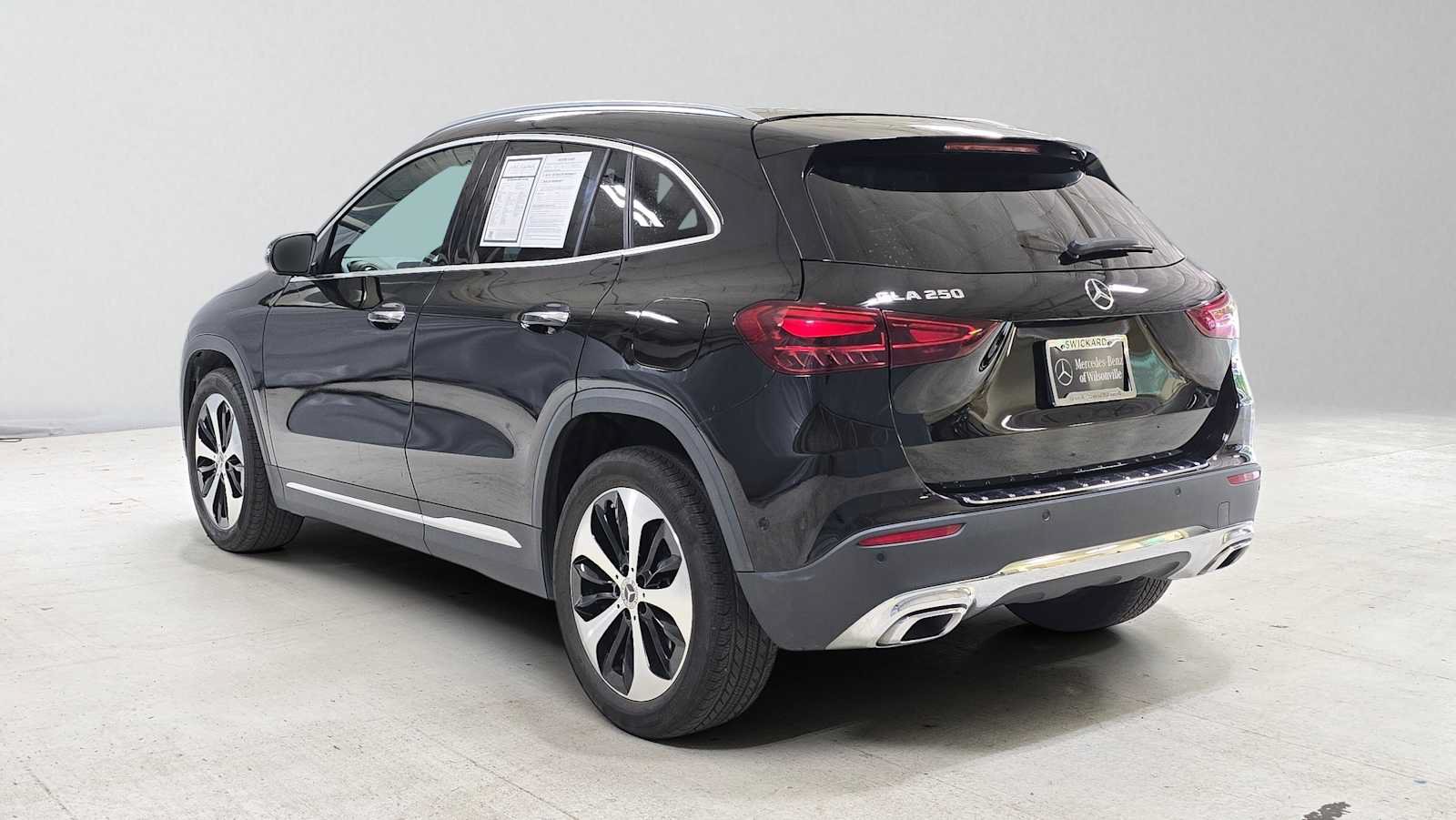 Used 2025 Mercedes-Benz GLA 250 image 36