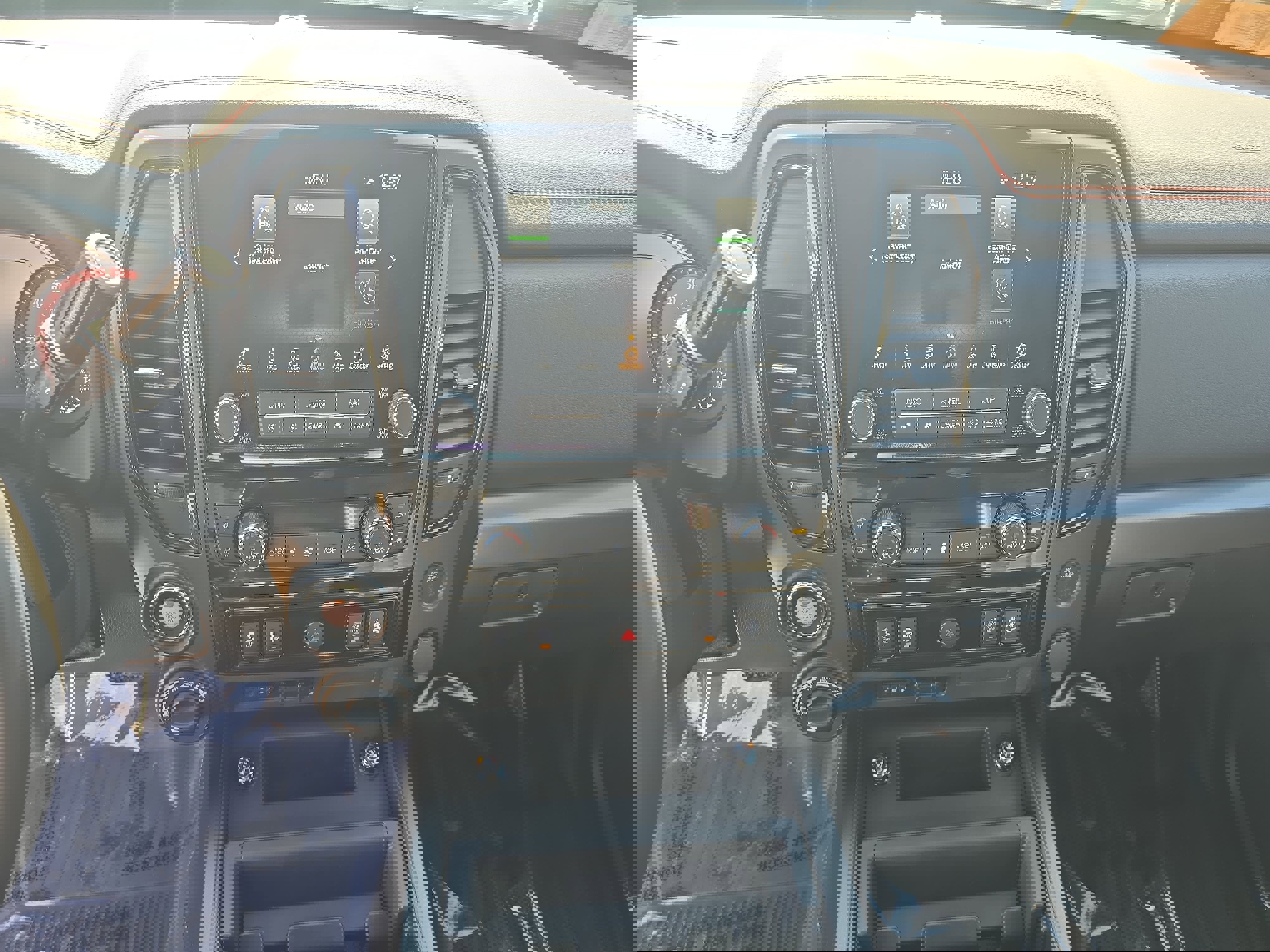 Used 2023 Nissan Titan PRO-4X w/ Pro-4x Convenience Package image 22