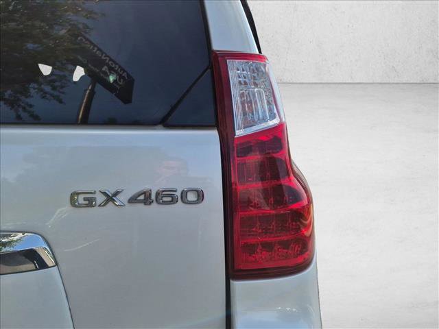 Used 2011 Lexus GX 460 w/ Comfort Plus Pkg AWD/4WD image 13