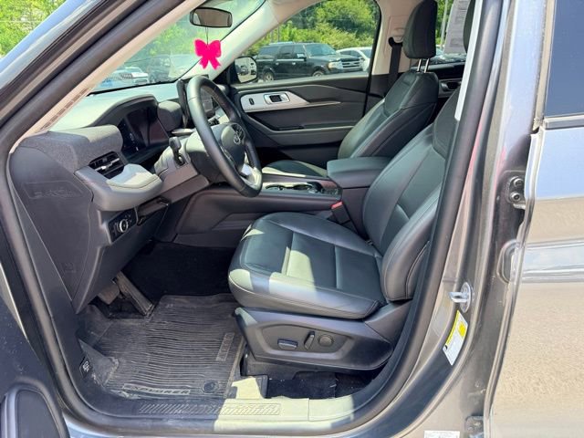 Used 2025 Ford Explorer Active w/ Active Comfort Package AWD/4WD image 10