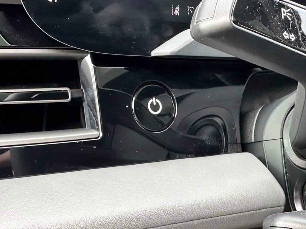 Certified 2025 Porsche Taycan 4 Cross Turismo image 33