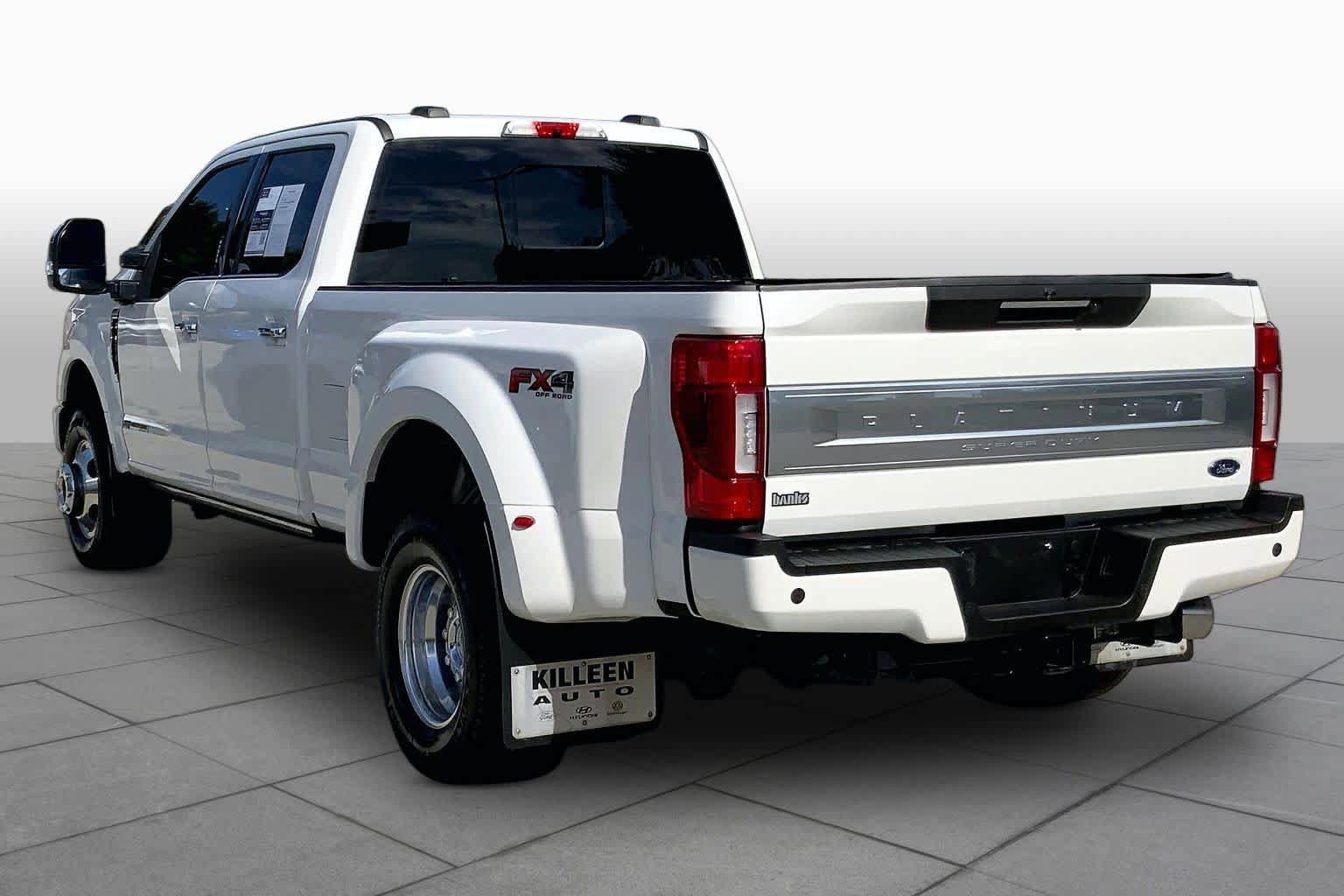 Used 2022 Ford F350 Platinum w/ FX4 Off-Road Package AWD/4WD image 11