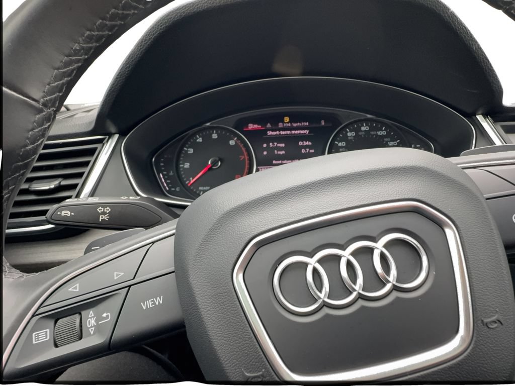 Used 2023 Audi Q5 2.0T Premium w/ Convenience Package AWD/4WD image 42