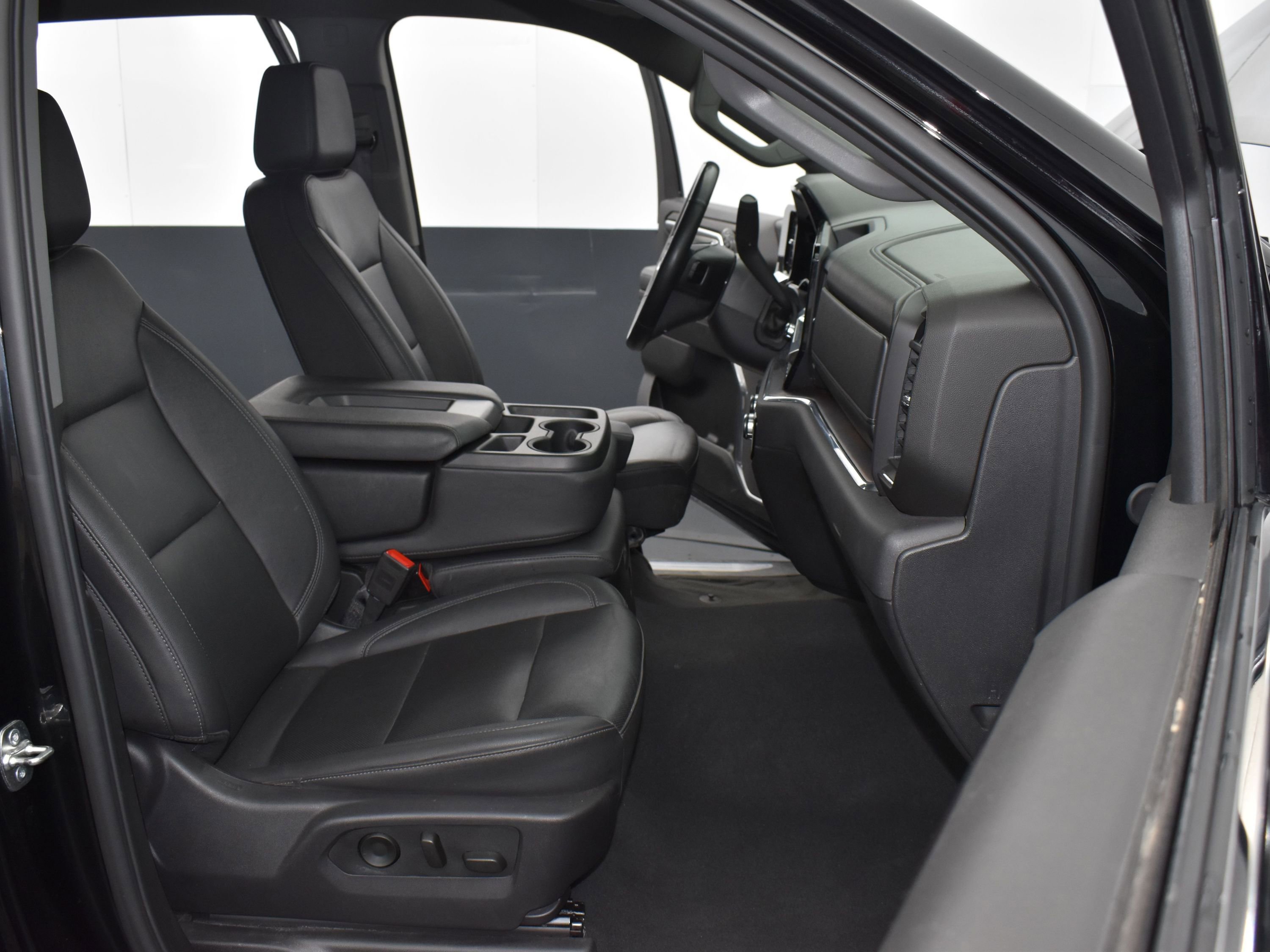 Used 2025 GMC Sierra 1500 SLT image 21