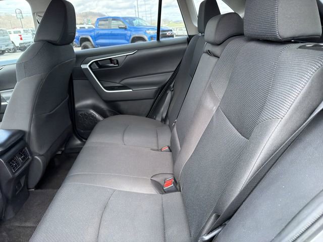 Used 2024 Toyota RAV4 LE AWD/4WD image 13